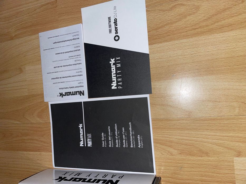 DJ контролер Numark Party Mix