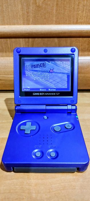 Husa + încărcător Game Boy sp