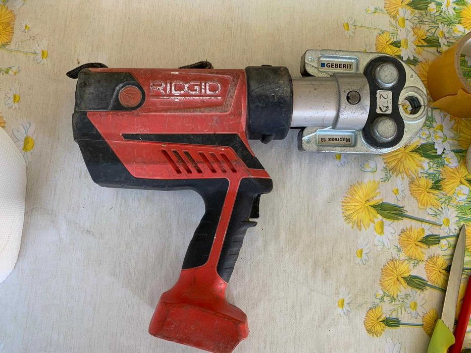 Presa sertizare Ridgid RP 350