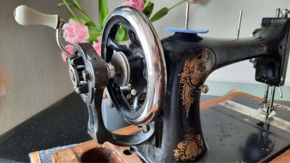 Швейная машинка Зингер