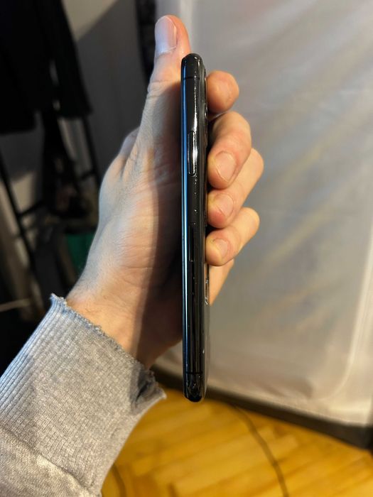 iPhone 11 Pro 256 GB – ecran și spate sparte – funcțional