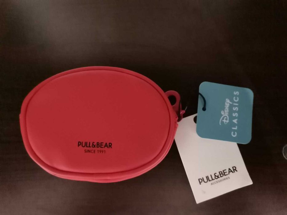 Червено поротомоне Стич