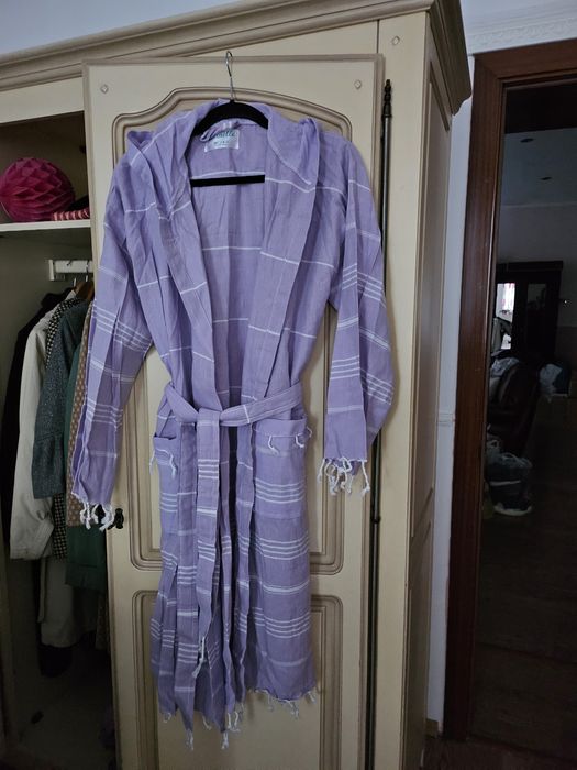 Set halat baie +prosop 75, prosop pt dus 45 lei