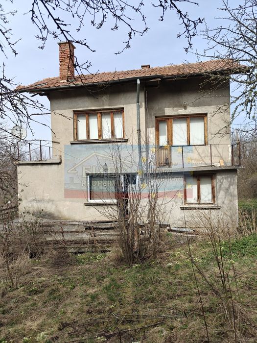 Къща в с. Кленовик
