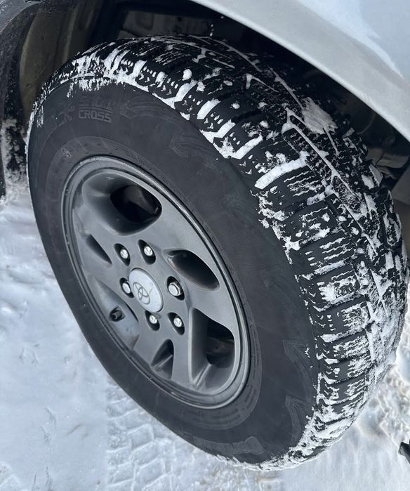 Toyota Regius бус семь мест