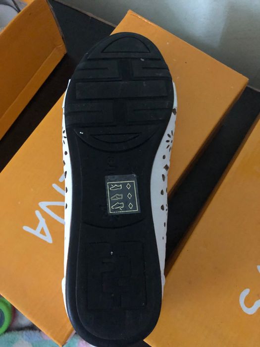 Нови дамски балерини