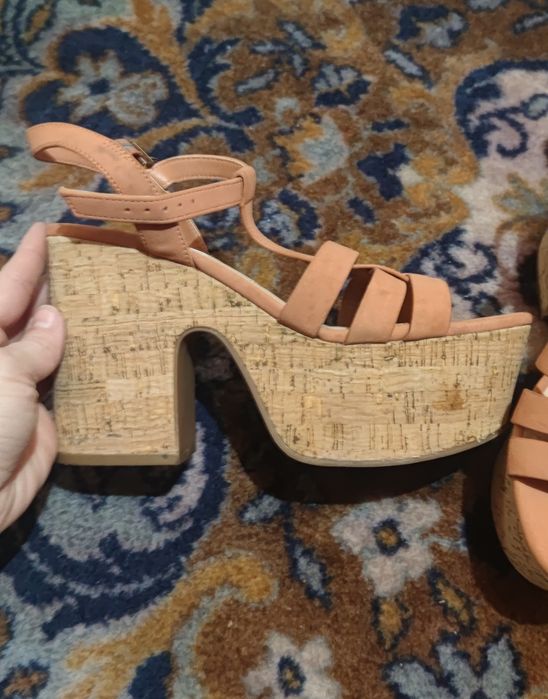 Sandale stradivarius 37 sandale platforma 37