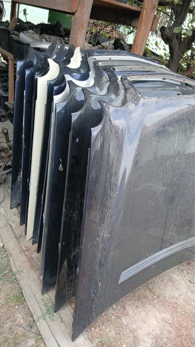 Капот мерседес w210