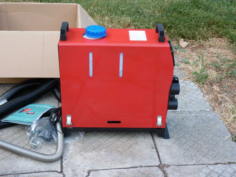 Суха печка на 12V-5 или 8KW четири изхода за топъл въздух