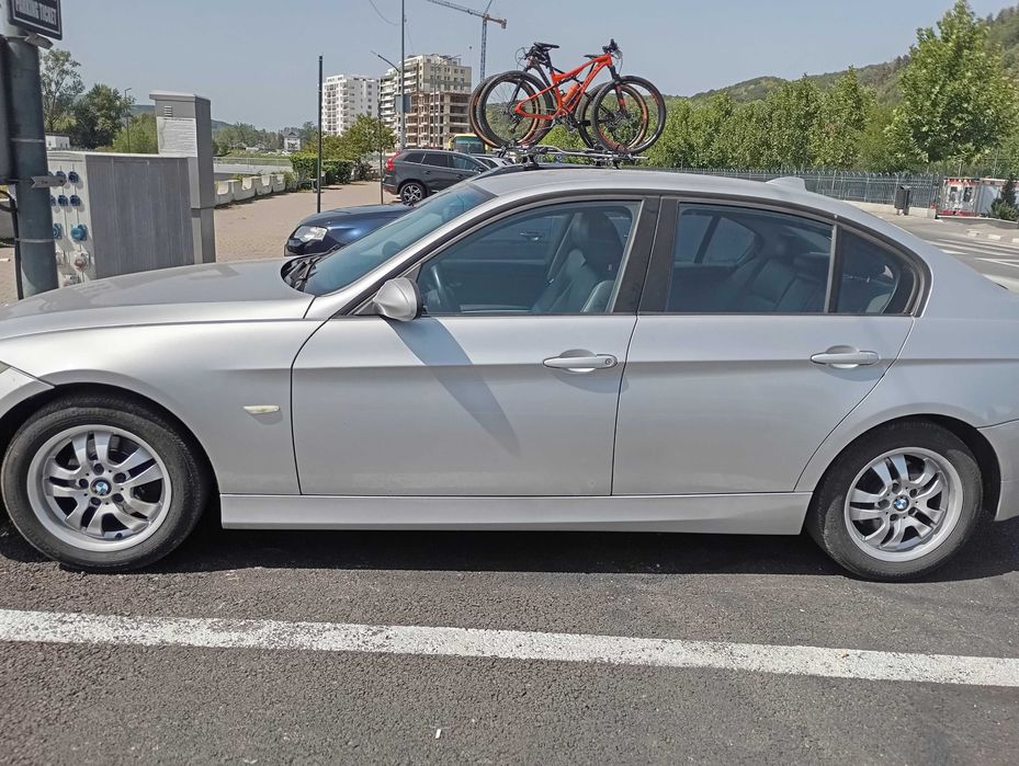 BMW e90 320i 2005