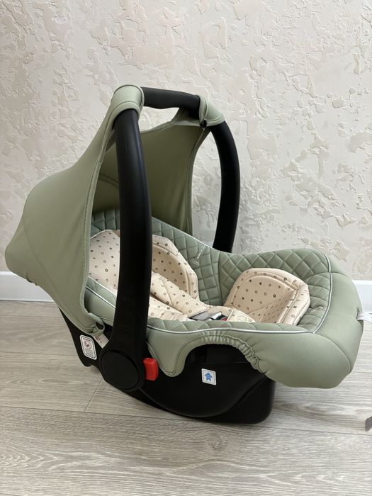 Продам детскую автолюльку