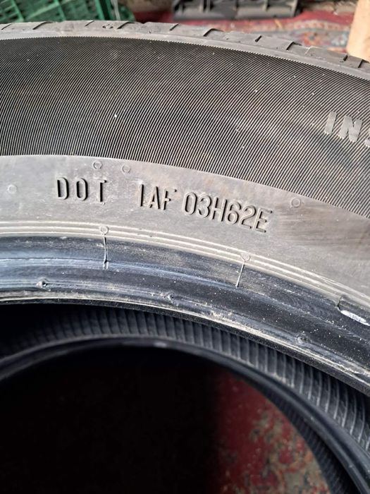 Continental 235/55/18 ПЕРФЕКТНИ