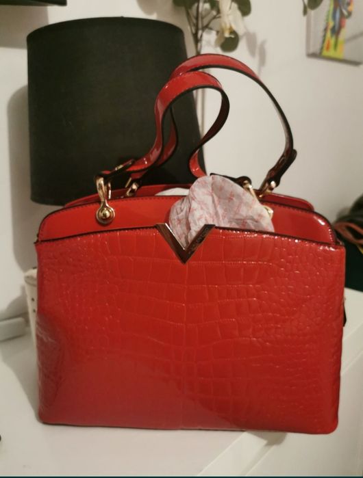 Geanta Valentino piele roșie