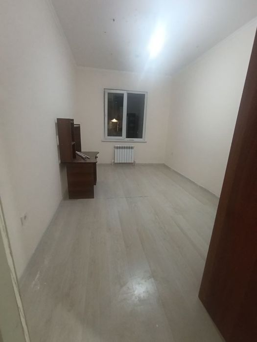 Продается квартира 3х комнат 81м2 ор: метро Достлик  акт