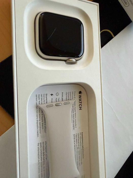 Apple Watch SE (2nd Gen) 40mm Starlight GPS zgariat, bat health 100%