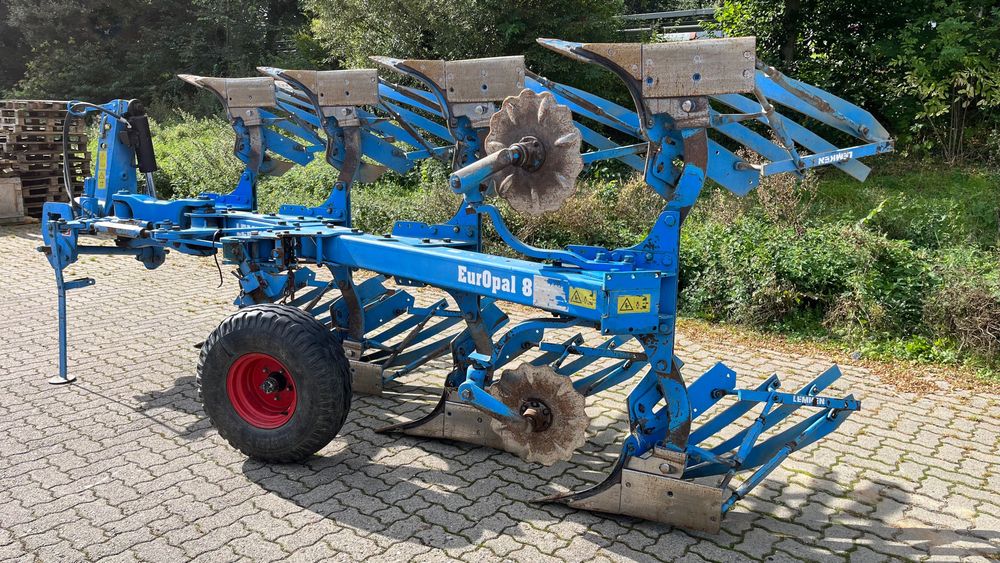 Lemken Europal 8 омоч, плуг  Claas, John Deere, Case, Belarus tortadi