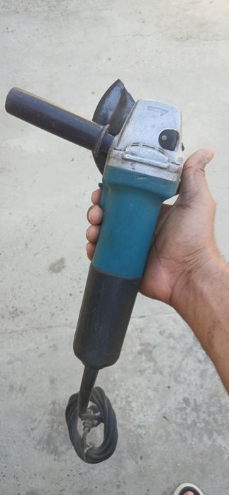Makita 9555 HR Ruminya disk 125 moskvadan uzatganla original