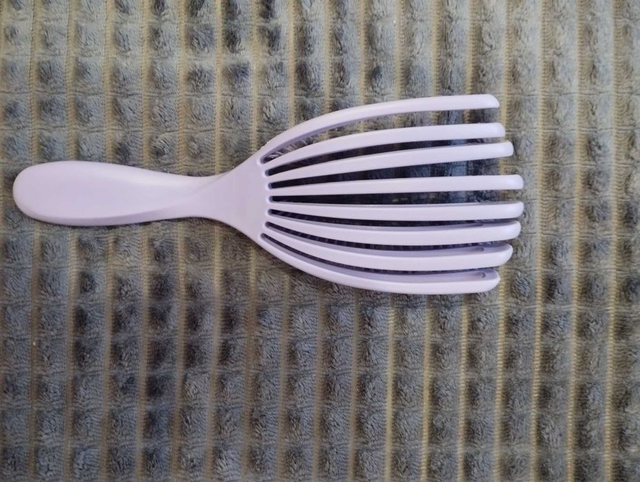 Расческа-массажка. Новая.