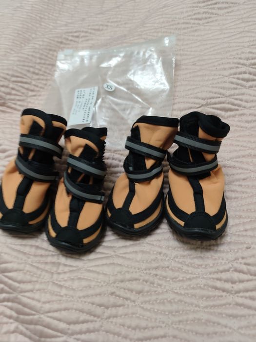 Продам обувь для собак размер xs