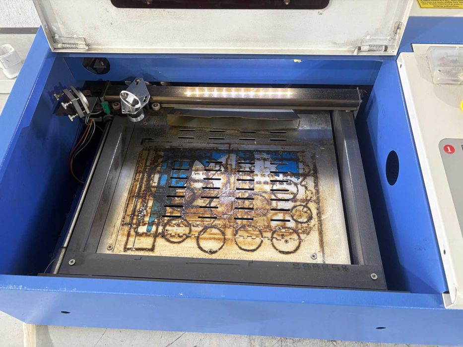 Лазер за рязане и гравиране - SH-G3020