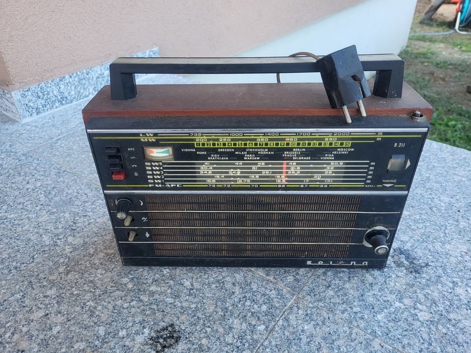 Ретро ютия радио ВЕФ