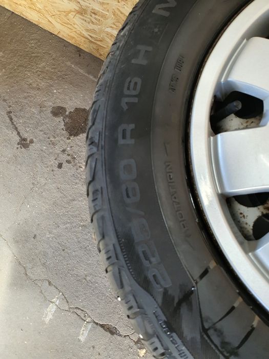 Jante tablă cu capace originale Audi Allroad R16