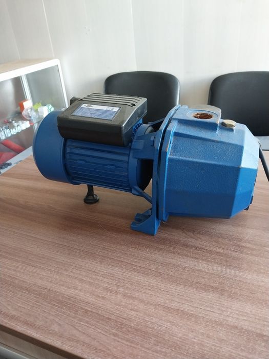 Насос водяной поверхностный