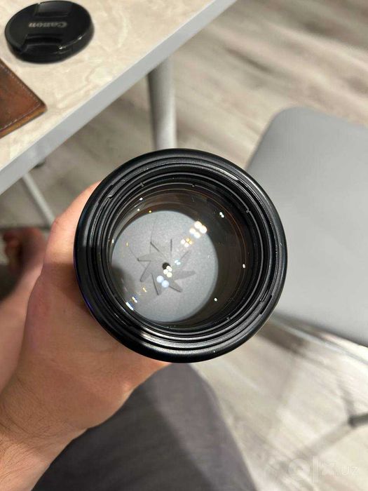 Продам объектив Canon 135 mm, f2.0. Состояние отличное