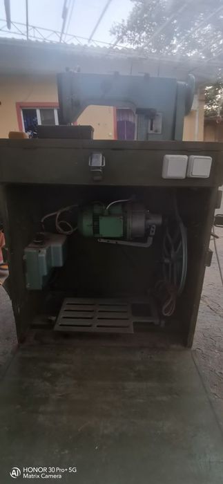 Tikuv mashuna voeniy