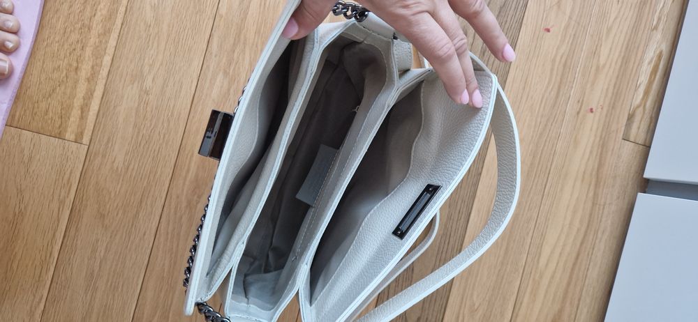 Дамска кожена чанта