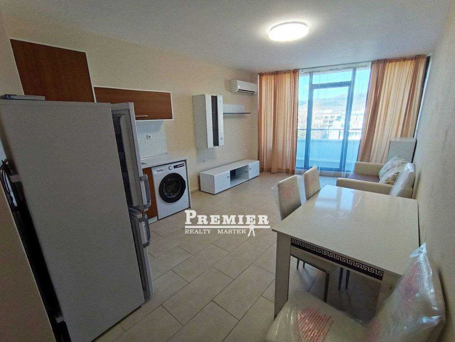 Продава се Двустаен апартамент в к.к. Слънчев бряг - 82 кв.м за 952 €/кв.м - Снимка #1