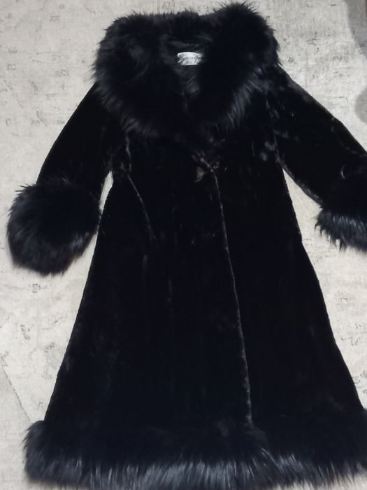 Haină de blană E.A. Leroy