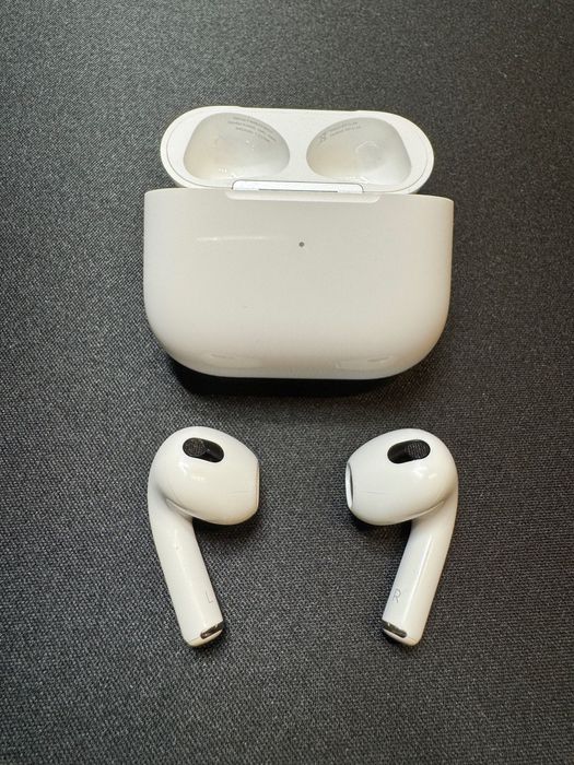AirPods 3 generation