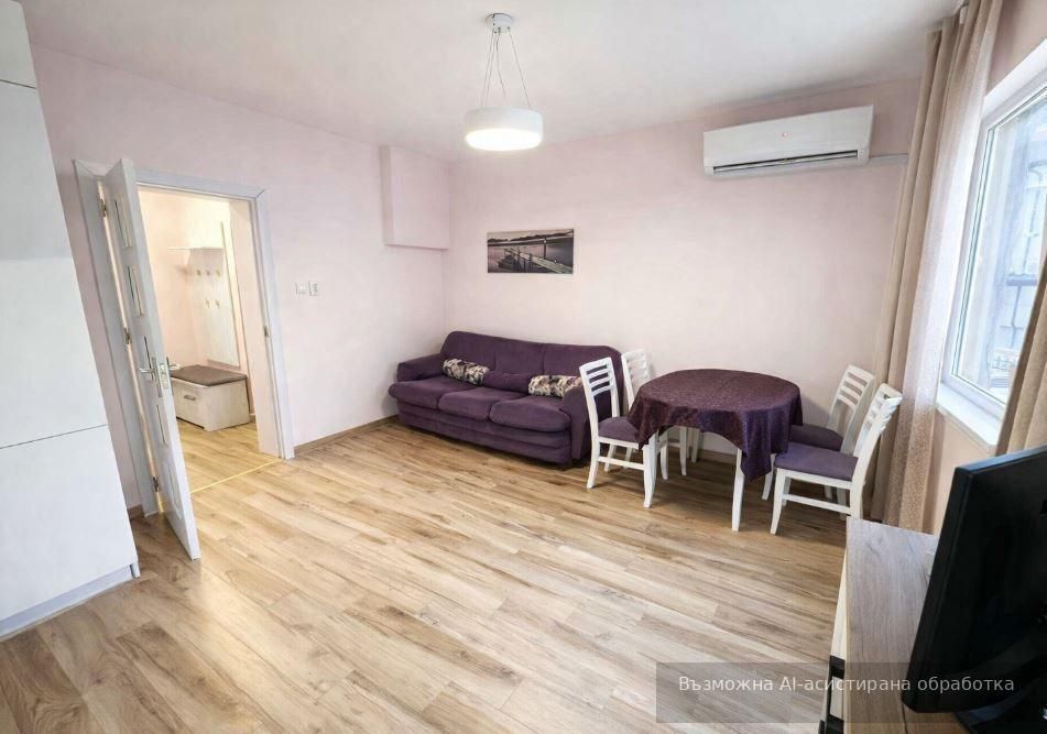 Двустаен апартамент в района на Гръцка махала!