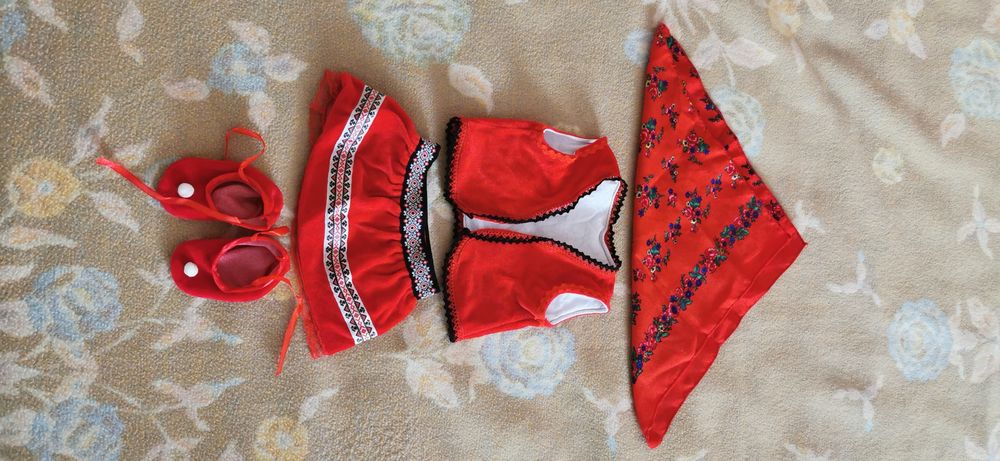 2 trusouri de fetite pentru botez