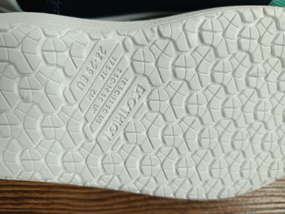 Нови детски пантофи Суперфит номер 29