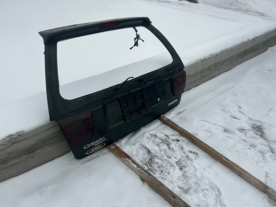 Дверь багажника Mazda Capella