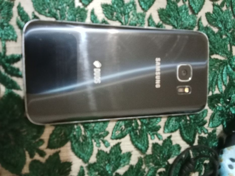 Продам телефон Samsung