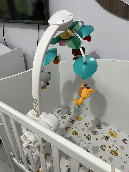 Музикална въртележка Tiny love