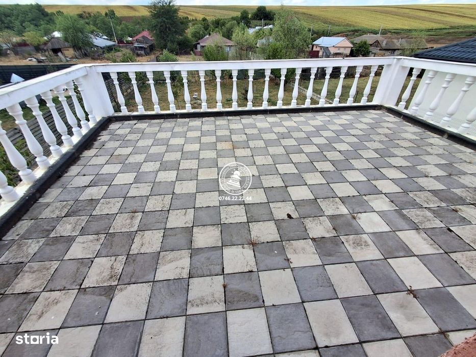 Vila de vanzare Letcani-Bogonos