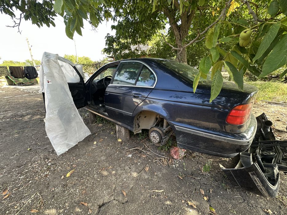 Bmw 528i на части