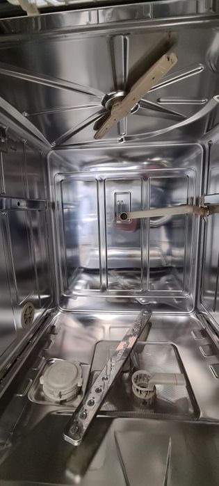 КАТО НОВА Свободностояща  Съдомиялна 60см Miele  14к-та А+++