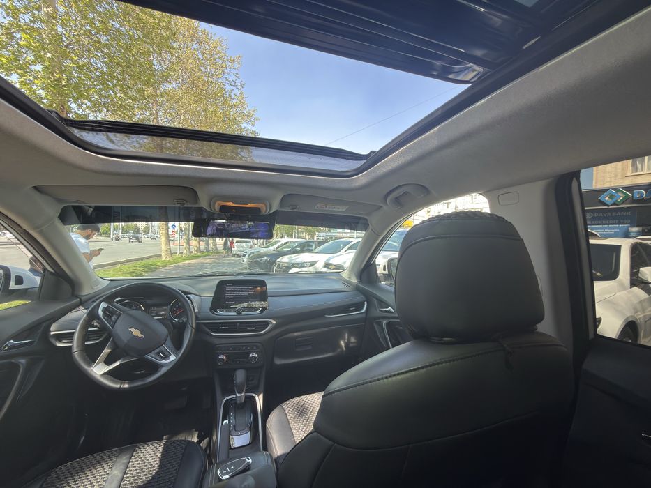 Tracker 2 premier 2025 yil