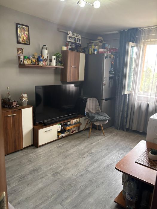 Aprtament 2 camere decomandat
