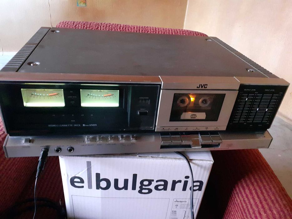 Топ модел дек JVC KD- S201Е- К7-USA model-Японска супер качествена машина.