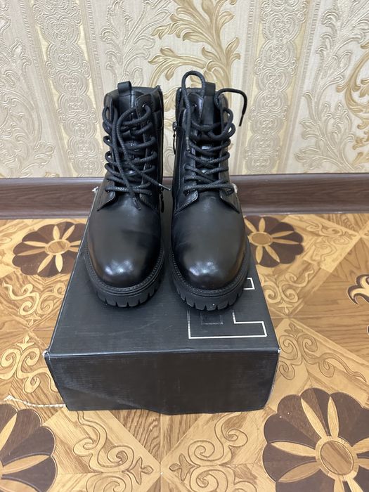 Ботинки зимние новые