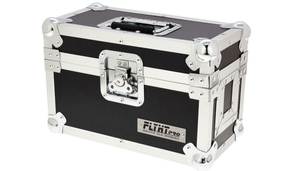 Behringer XAIR18 + Flyht case