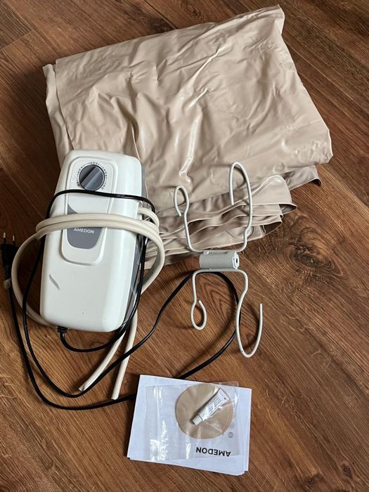 Медицинская кровать