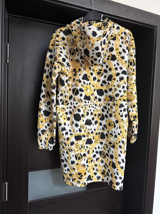 Hanorac Moschino