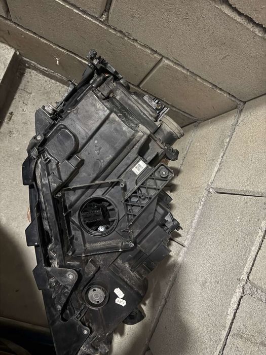 Ляв фар vw arteon